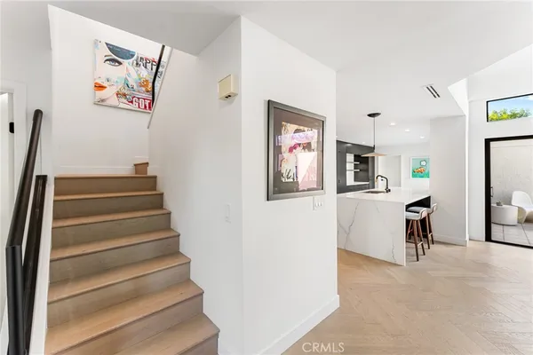 $1,299,500 | 45 Morena, Irvine, CA 92612