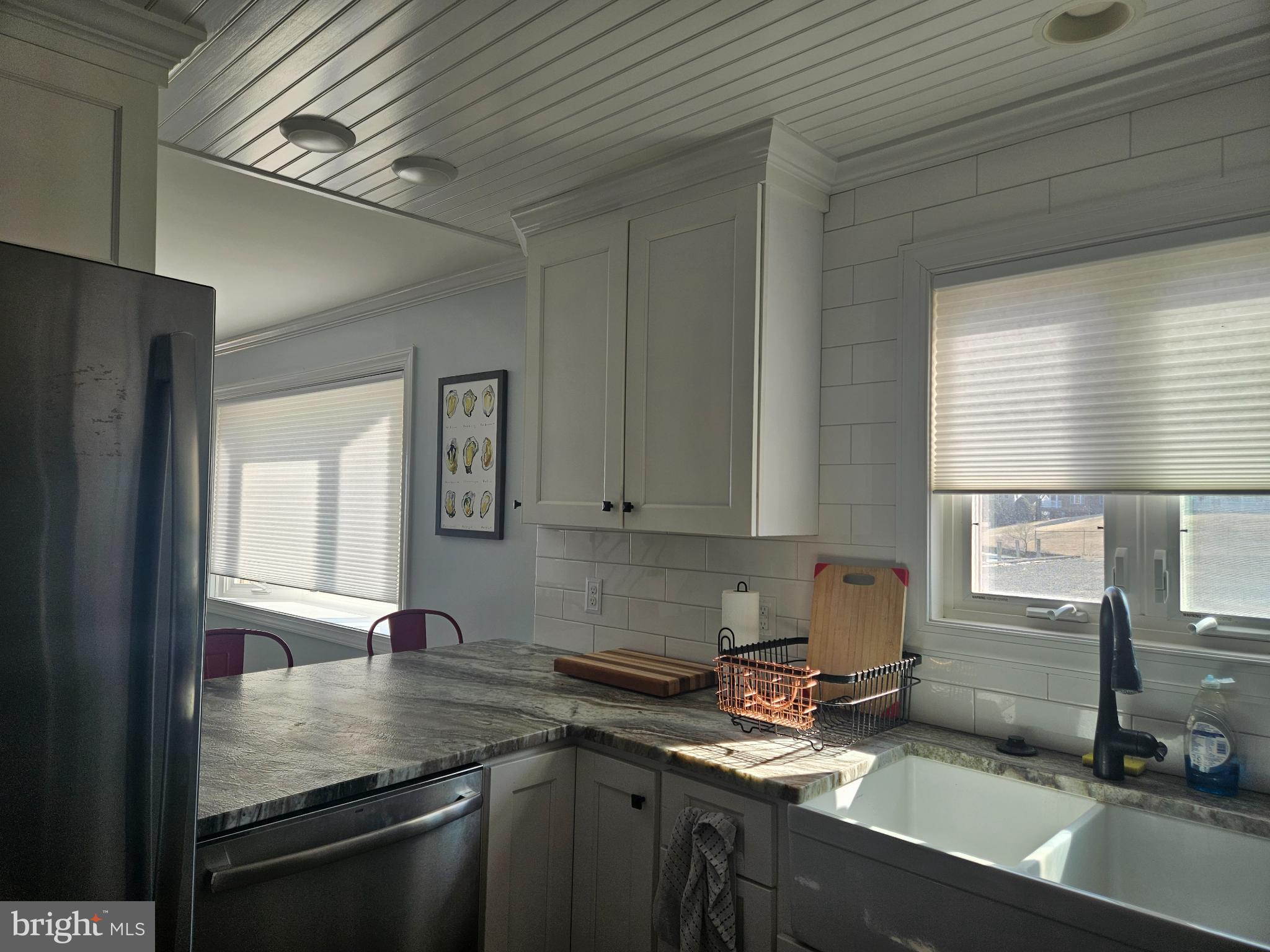 200 Market Square, Unit 14A Cambridge, MD 21613 - Photo 11 of 59 Updated kitchen is open to the main living space