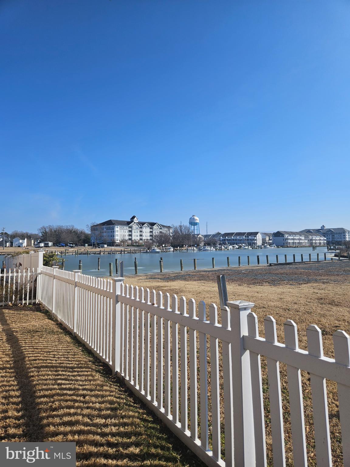 200 Market Square, Unit 14A Cambridge, MD 21613 - Photo 3 of 59 Expansive waterfront views