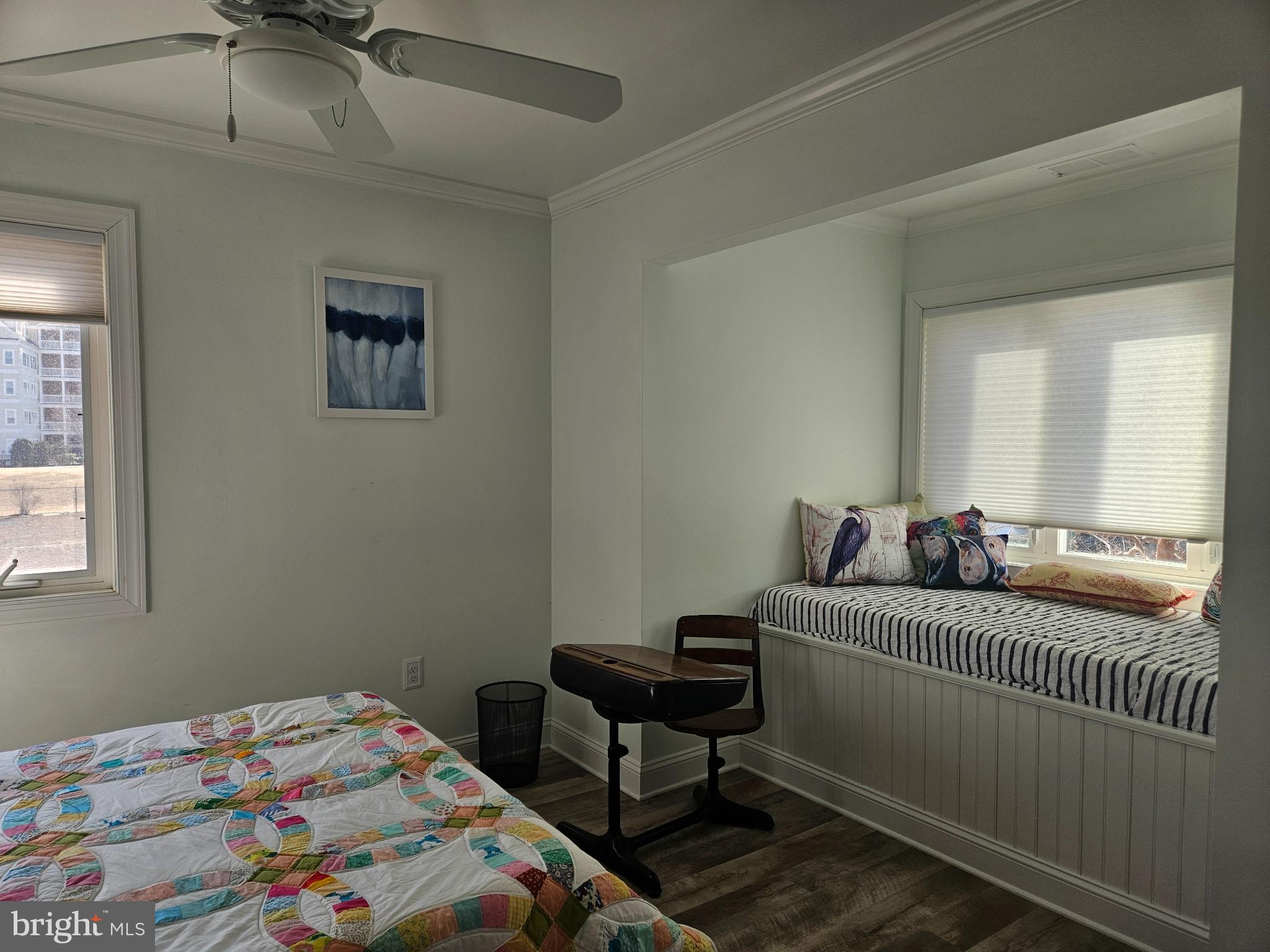 200 Market Square, Unit 14A Cambridge, MD 21613 - Photo 32 of 59 Bright and airy retreat with cozy nook.