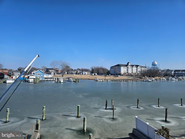 $379,900 | 200 Market Square, Unit 14A, Cambridge, MD 21613