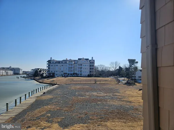 $379,900 | 200 Market Square, Unit 14A, Cambridge, MD 21613
