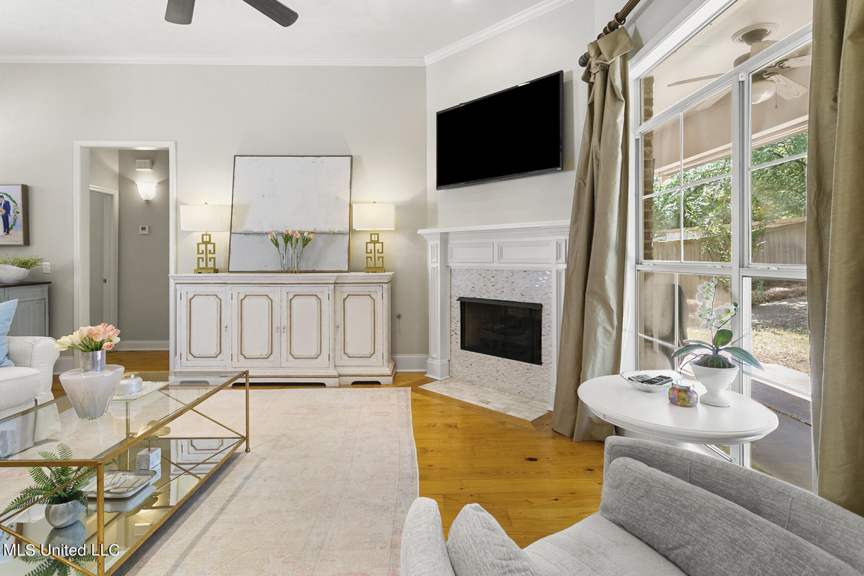 115 Seville Way final-10