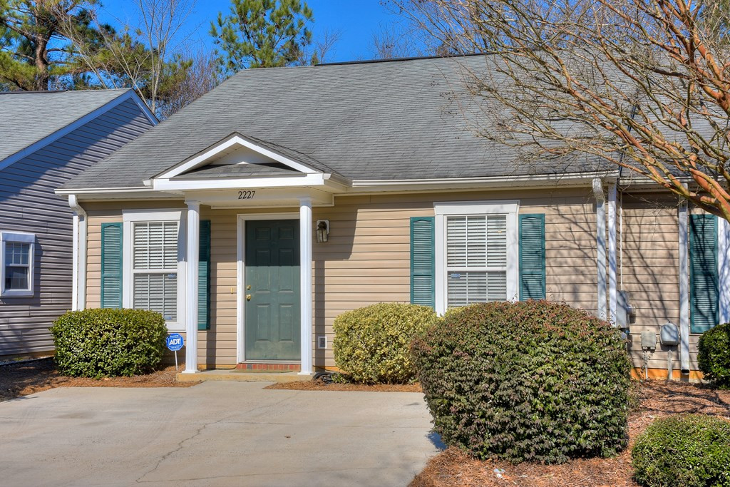 2227 Bridgeton Road Augusta, GA 30909 - Photo 4 of 27