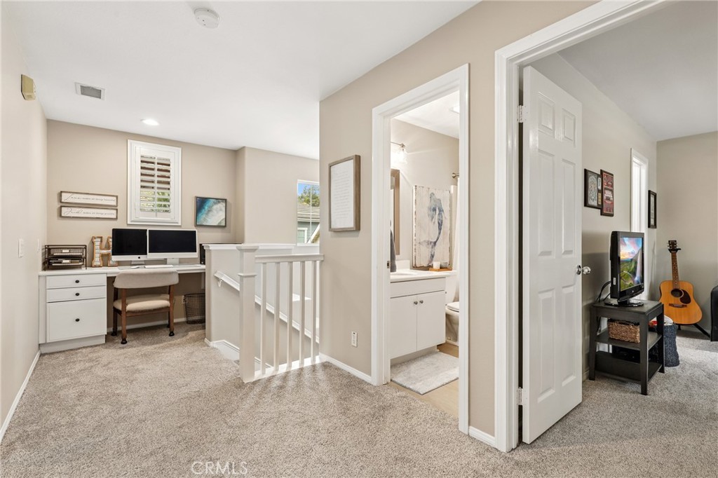 55 Fieldhouse Ladera Ranch, CA 92694 - Photo 11 of 23