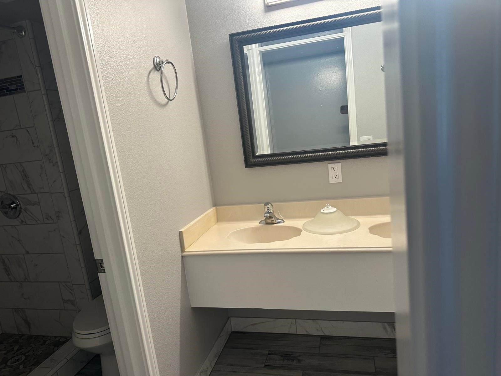 800 Travis Street, Unit REDBUD Columbus, TX 78934 - Photo 10 of 14