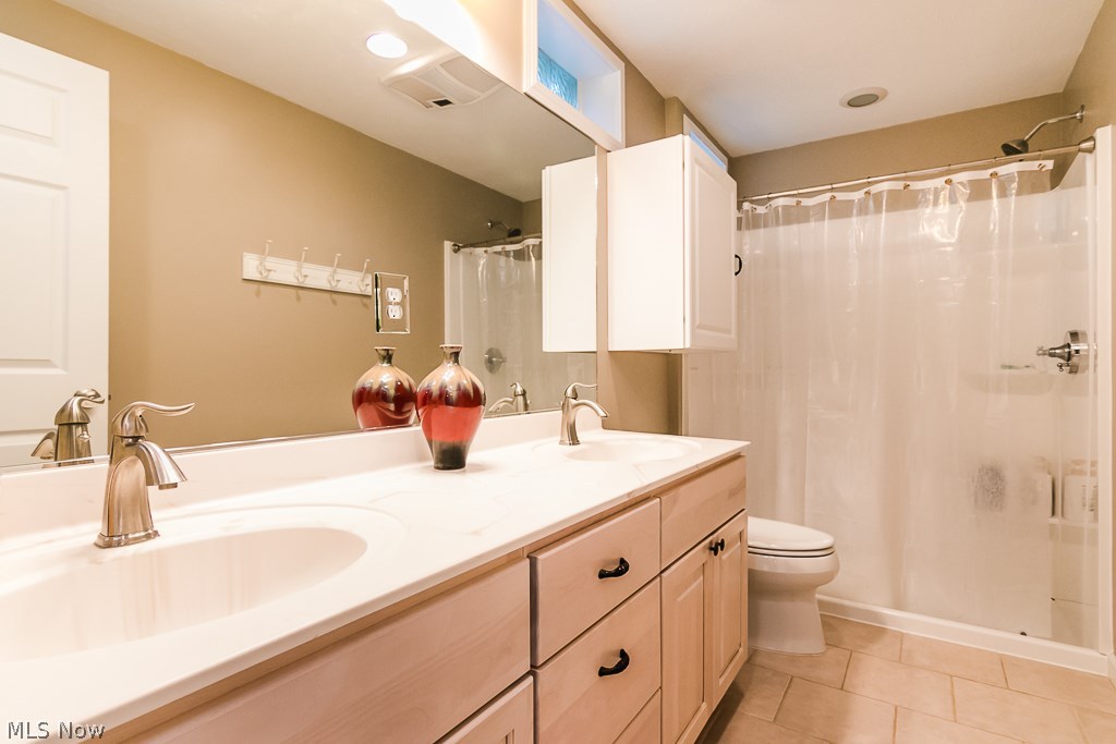 24446 Barrett Road Olmsted Falls, OH 44138 - Photo 21 of 32 Gallery Image 21