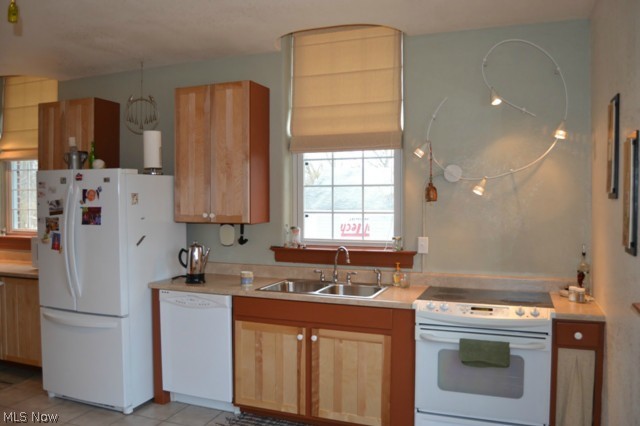 7828 South Ridge Road Madison, OH 44057 - Photo 8 of 25 KITCHEN