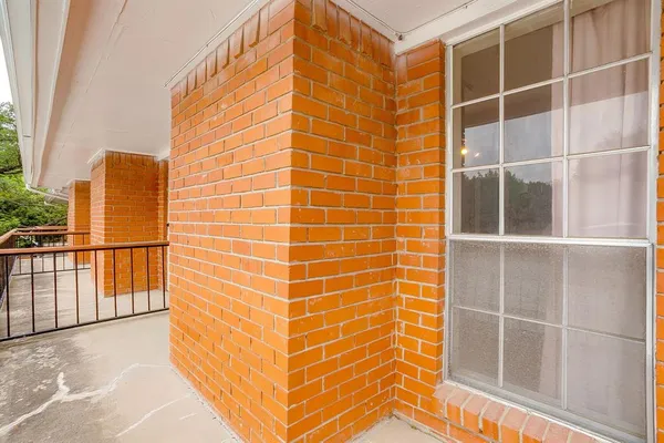 $215,000 | 1211 Roaring Springs Road, Fort Worth, TX 76114