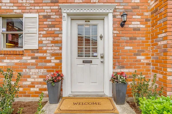 $215,000 | 1211 Roaring Springs Road, Fort Worth, TX 76114