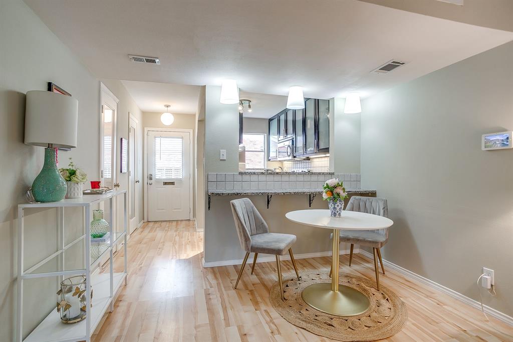 1211 Roaring Springs Road Fort Worth, TX 76114 - Photo 9 of 33