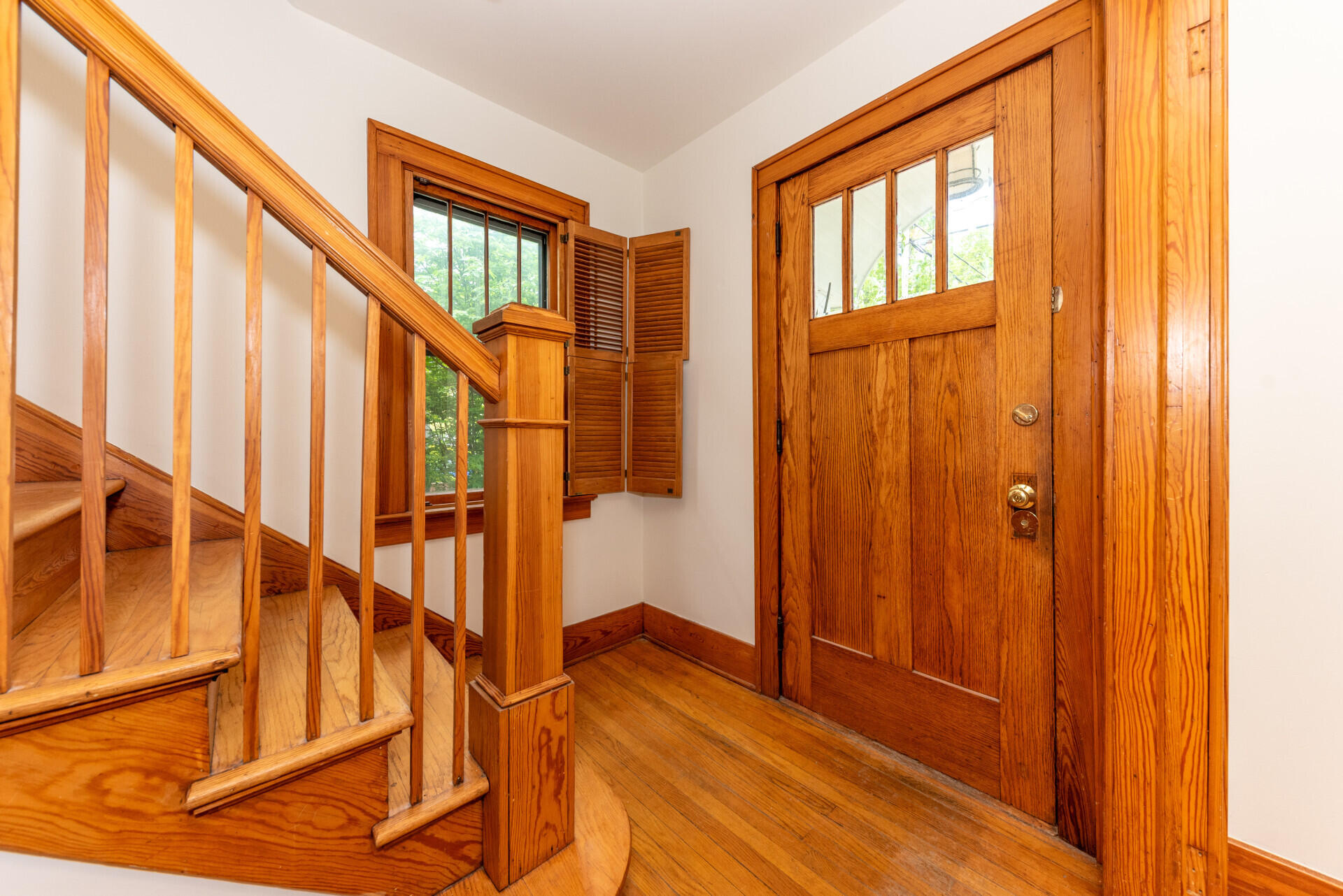 1318 Minerva Road Ann Arbor, MI 48104 - Photo 3 of 47 00__1