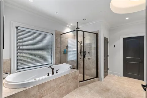 $1,595,000 | 590 Windsor Parkway, Atlanta, GA 30342