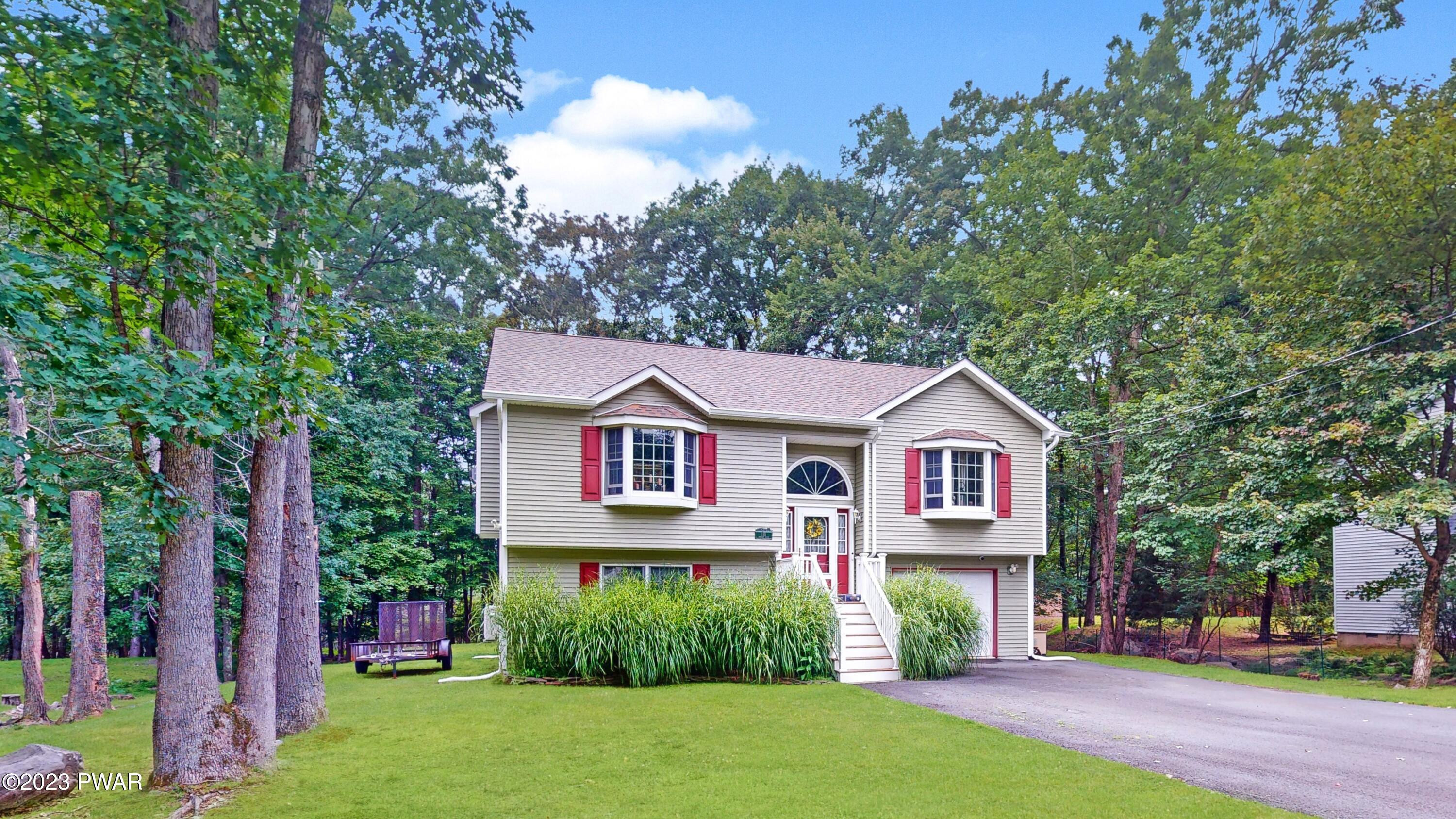 115 Hickory Road Milford, PA 18337 - Photo 16 of 55 115-Hickory-Rd-08292023_110732