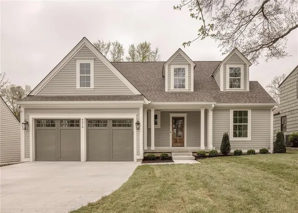 $1,500,000 | 4519 West 70th Street, Prairie Village, KS 66208