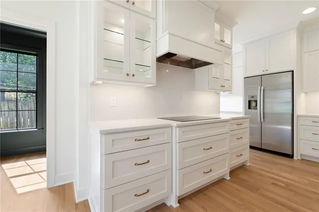 $1,500,000 | 4519 West 70th Street, Prairie Village, KS 66208