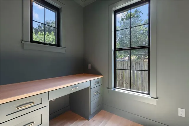 $1,500,000 | 4519 West 70th Street, Prairie Village, KS 66208