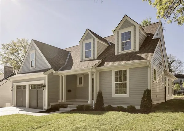 $1,500,000 | 4519 West 70th Street, Prairie Village, KS 66208