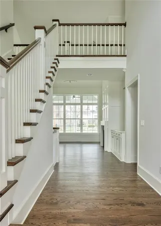 $1,500,000 | 4519 West 70th Street, Prairie Village, KS 66208