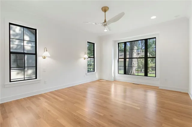 $1,500,000 | 4519 West 70th Street, Prairie Village, KS 66208