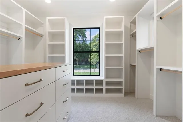 $1,500,000 | 4519 West 70th Street, Prairie Village, KS 66208