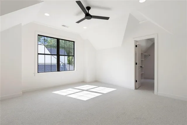 $1,500,000 | 4519 West 70th Street, Prairie Village, KS 66208