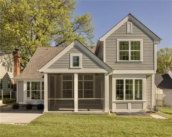 $1,500,000 | 4519 West 70th Street, Prairie Village, KS 66208