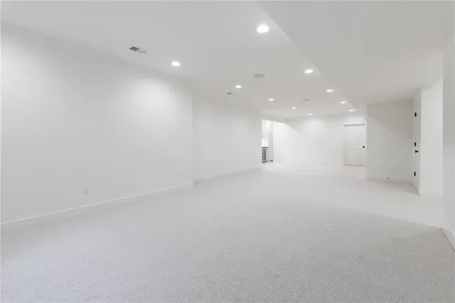 $1,500,000 | 4519 West 70th Street, Prairie Village, KS 66208