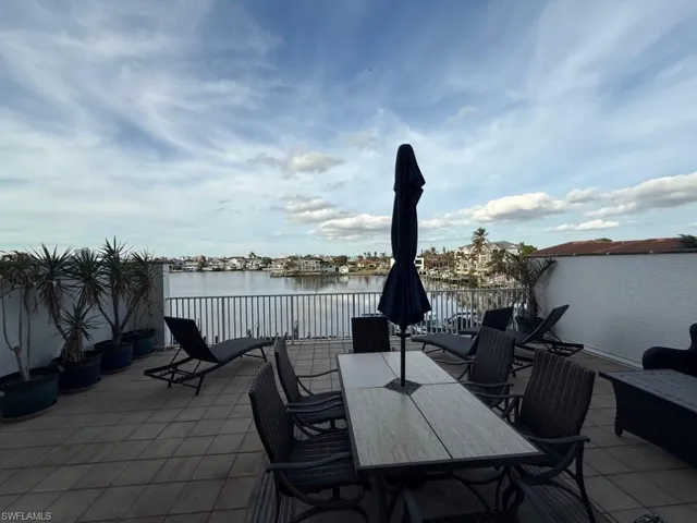 $18,000 | 410 Flagship Drive, Unit 305, Naples, FL 34108