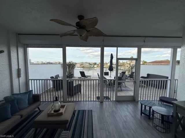 $18,000 | 410 Flagship Drive, Unit 305, Naples, FL 34108