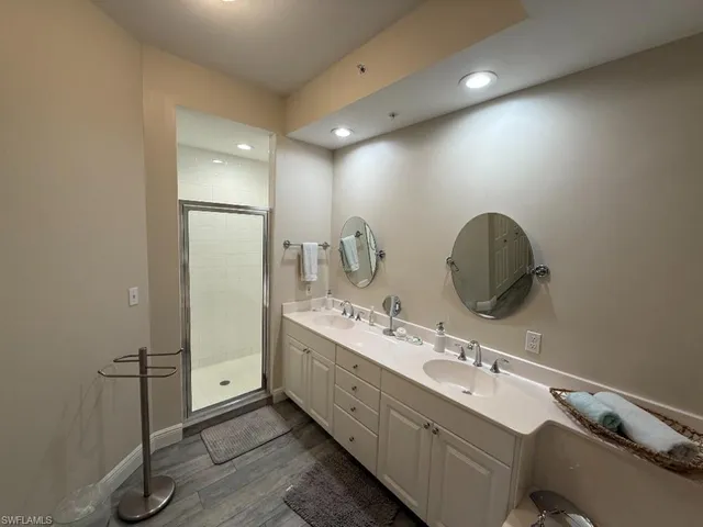 $18,000 | 410 Flagship Drive, Unit 305, Naples, FL 34108