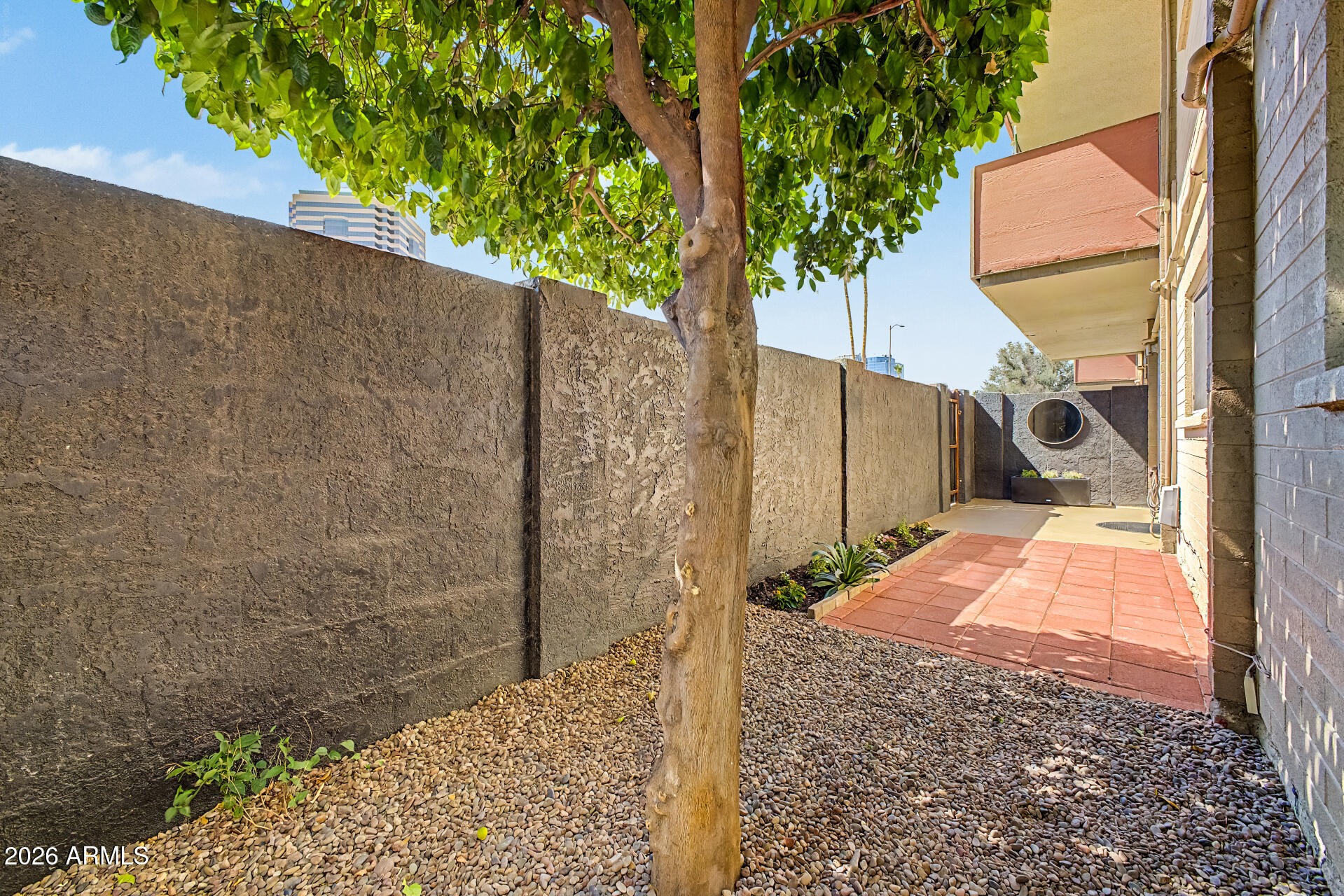 355 East Thomas Road, Unit B106 Phoenix, AZ 85012 - Photo 16 of 21