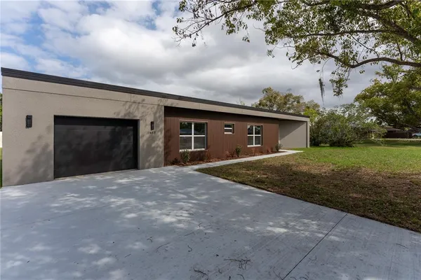 $520,000 | 457 Riverview Avenue, Sanford, FL 32771