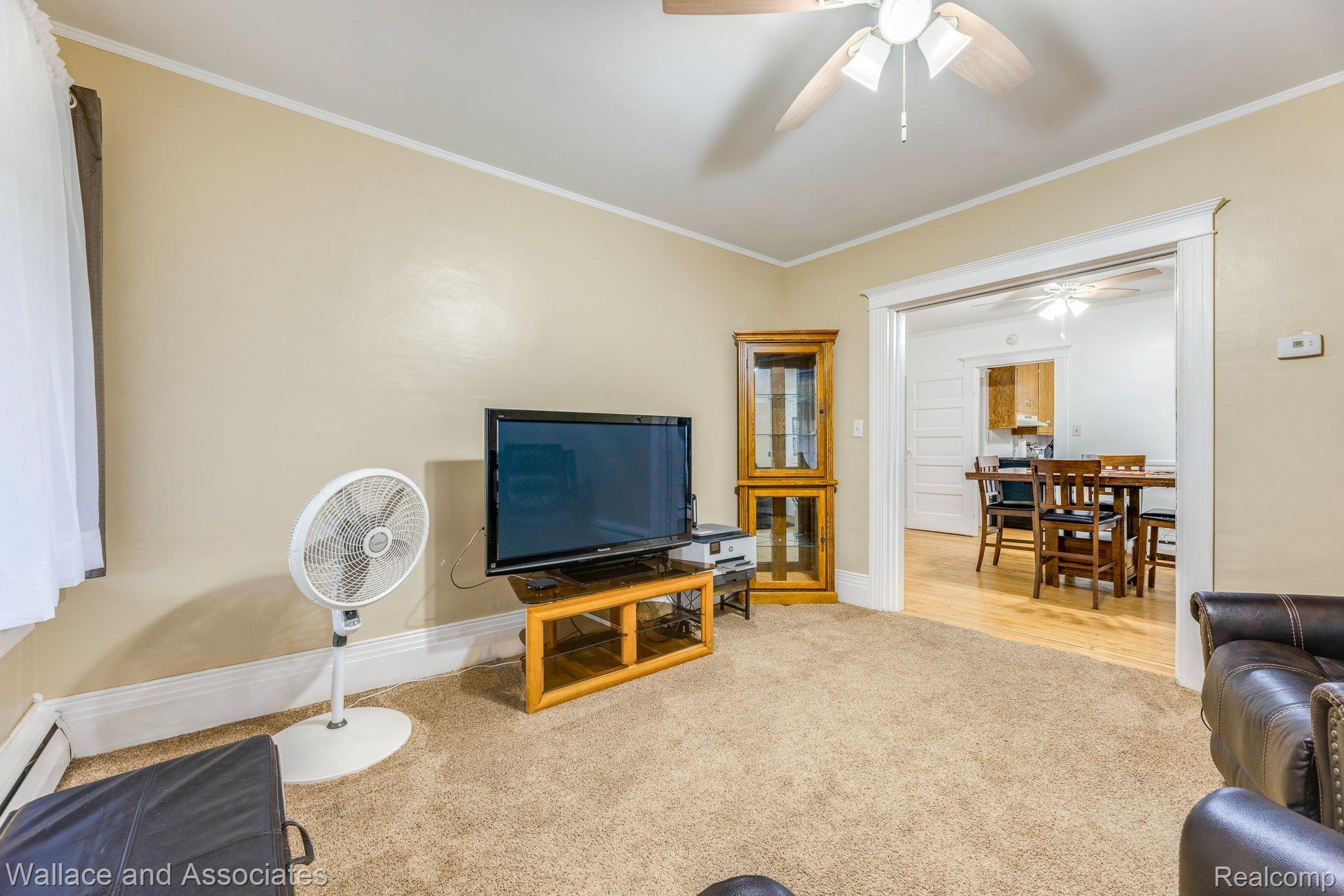 5070 Walker Road North Street, MI 48049 - Photo 18 of 71 Living room