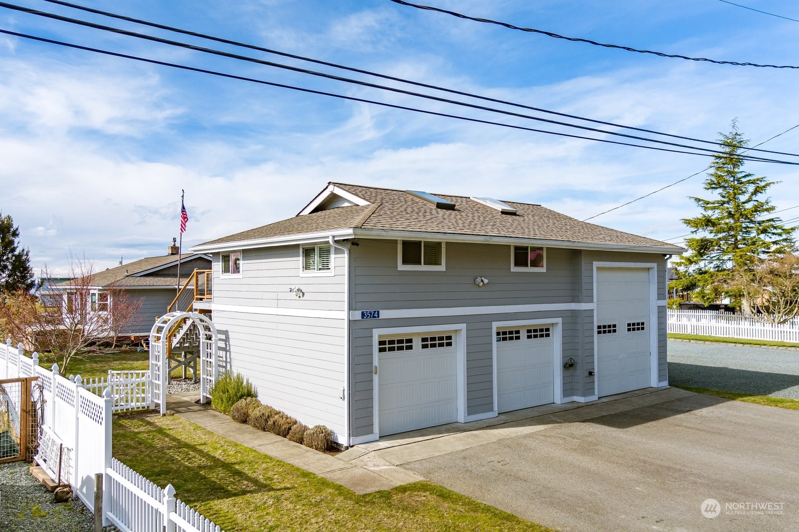 3574 Shell Street Greenbank, WA 98253 - Photo 2 of 33 Gallery Image 2