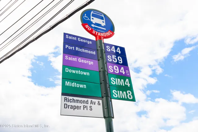 $1,295,000 | 700 Travis Avenue | New Springville