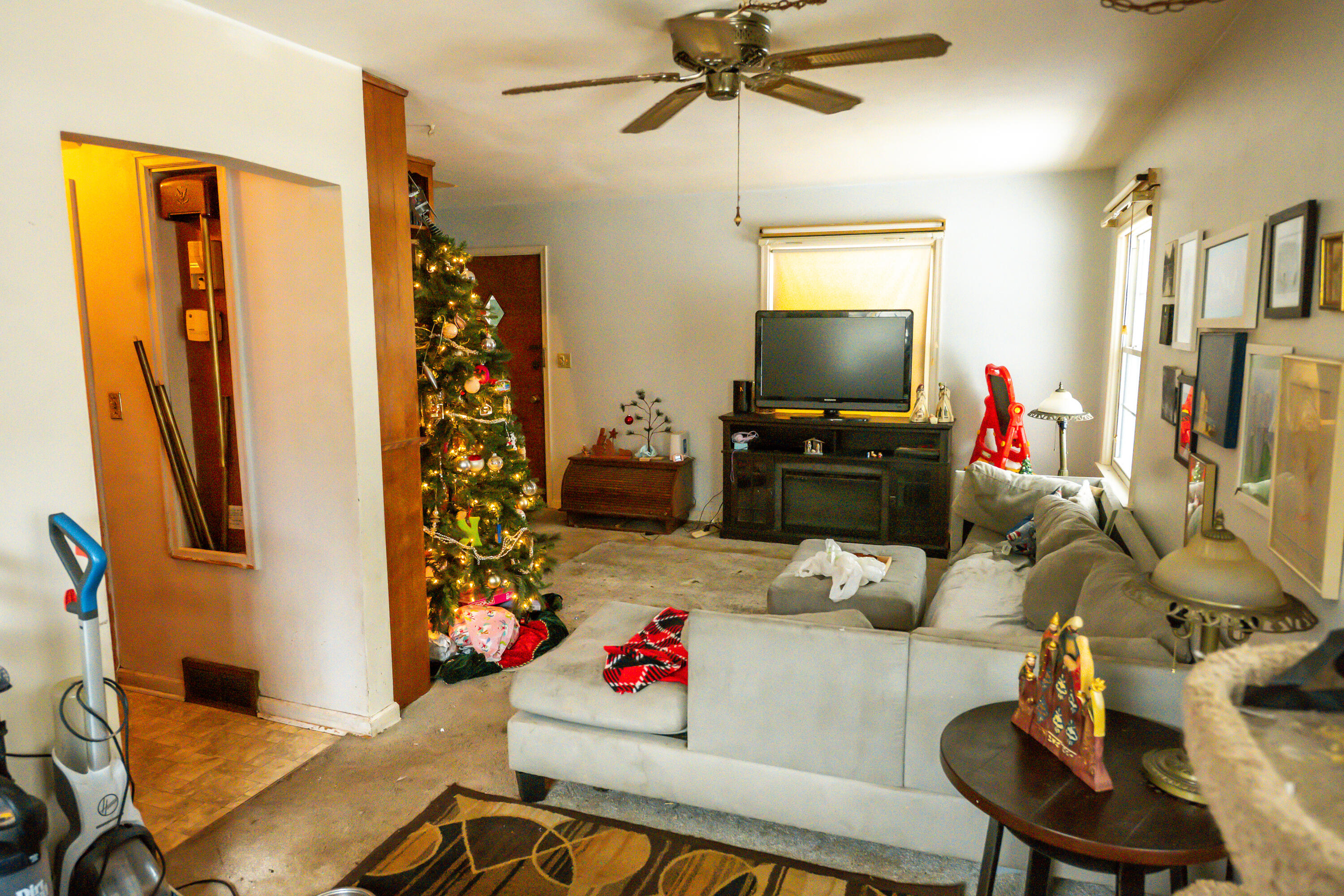 2301 Olive Street Racine, WI 53403 - Photo 4 of 13 2301 Olive St. 4