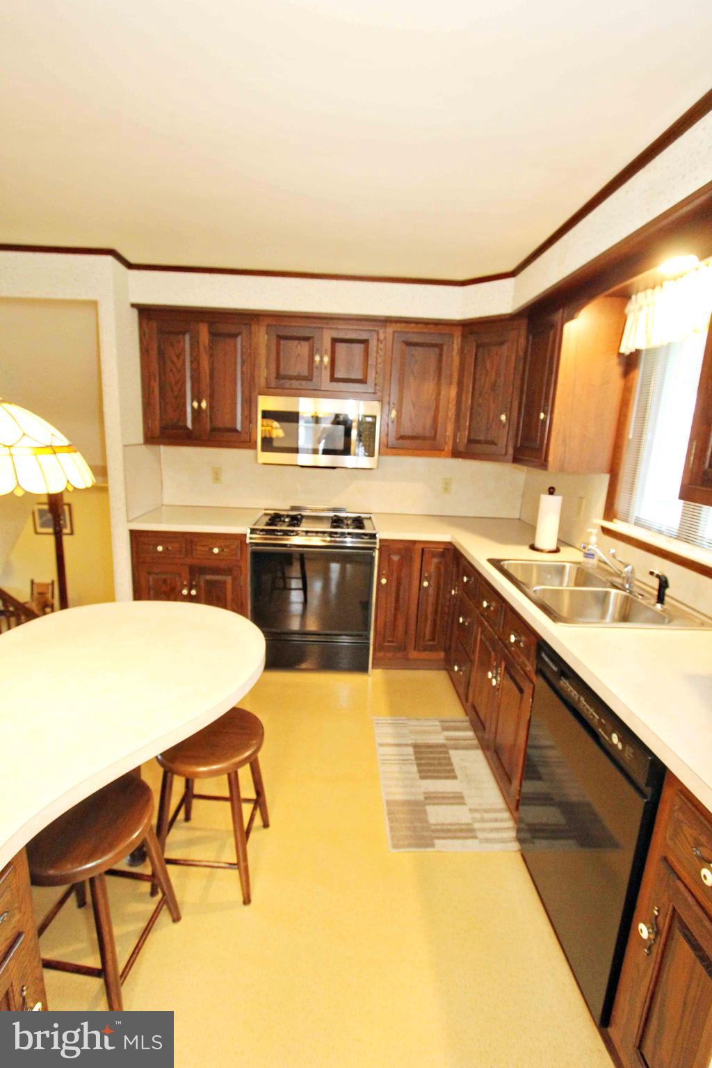2425 Auburn Road York, PA 17402 - Photo 14 of 39 Gallery Image 14