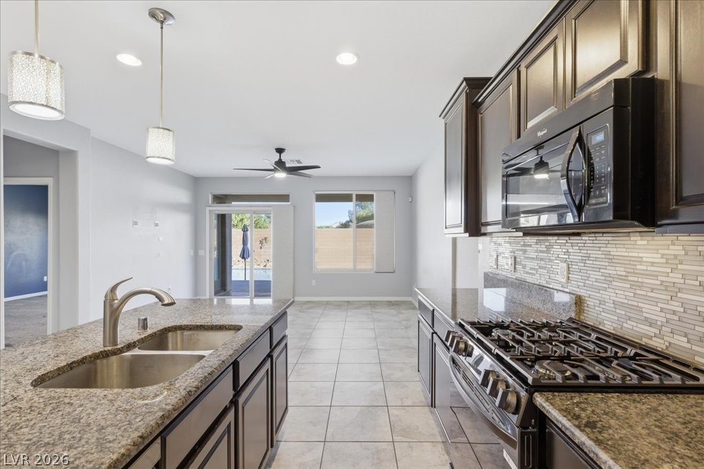 6990 Florido Road Las Vegas, NV 89178 - Photo 5 of 37