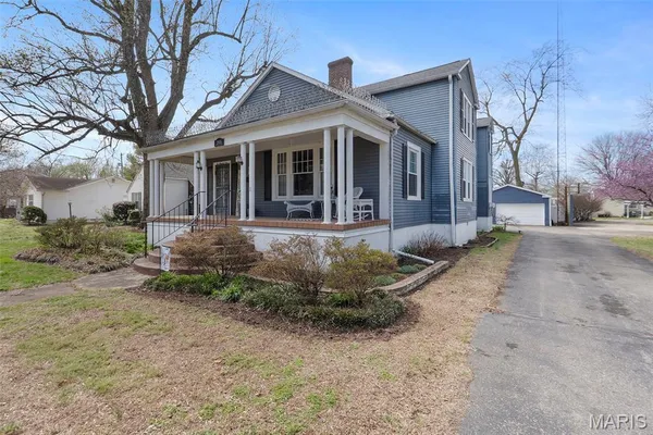 $190,000 | 205 North Virginia Street, Charleston, MO 63834