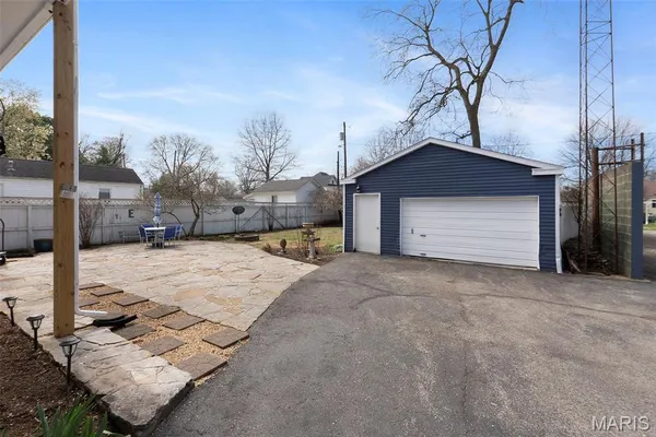 $190,000 | 205 North Virginia Street, Charleston, MO 63834