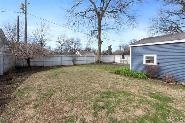 $190,000 | 205 North Virginia Street, Charleston, MO 63834