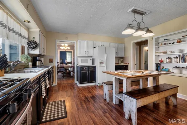 $190,000 | 205 North Virginia Street, Charleston, MO 63834