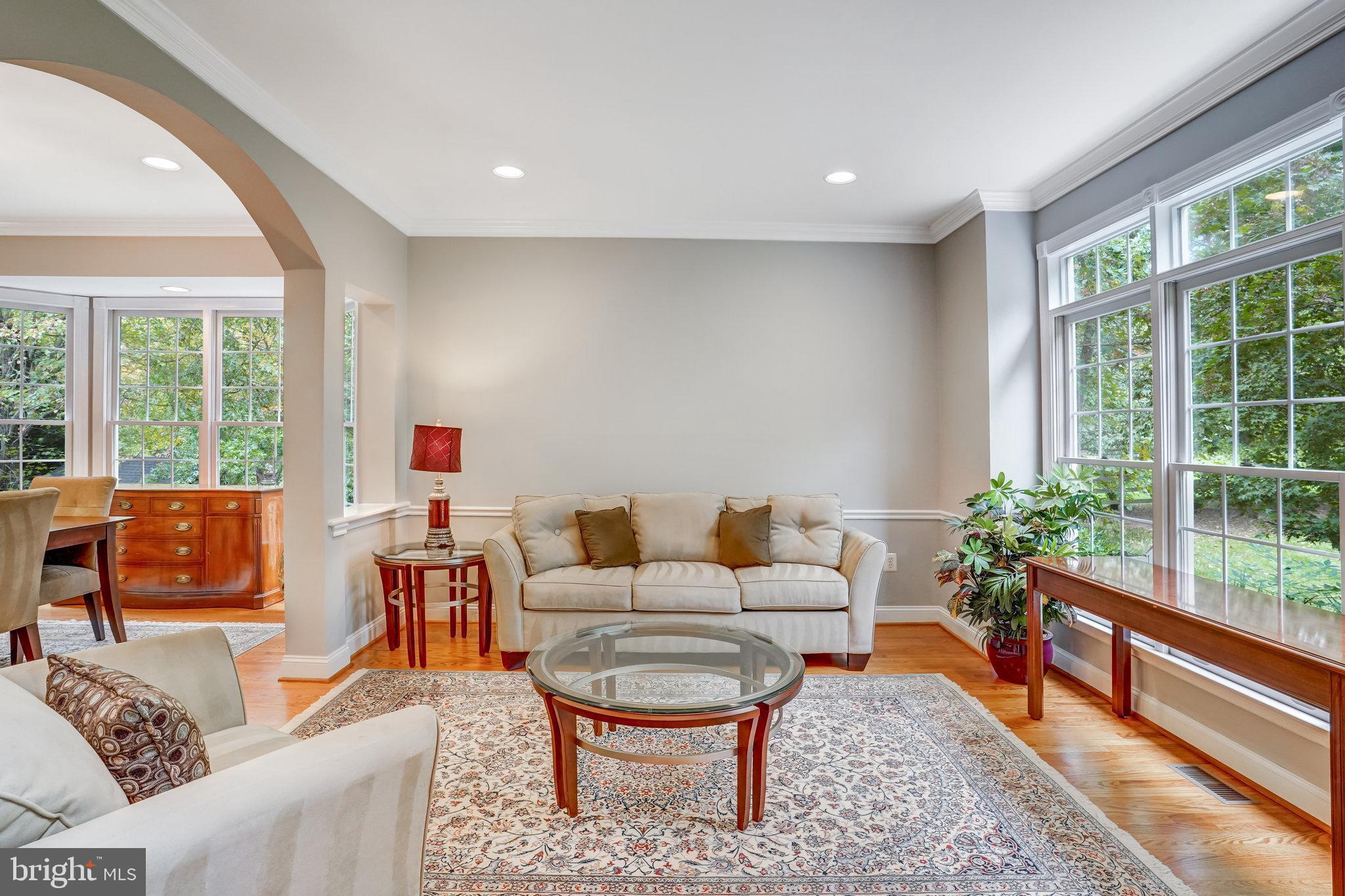 4826 Piney Branch Road Fairfax, VA 22030 - Photo 8 of 69 Gallery Image 8