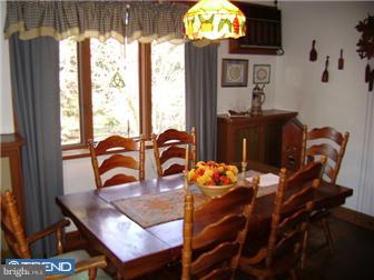 3622 Davis Road Runnemede, NJ 08007 - Photo 3 of 12 Dining Room