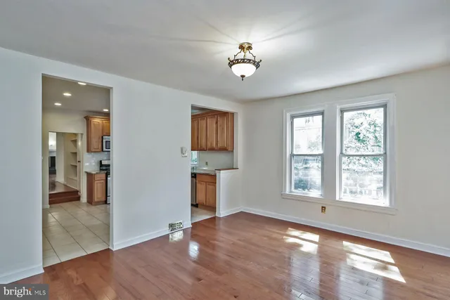 $3,800 | 204 Lakeview Avenue, Haddonfield, NJ 08033