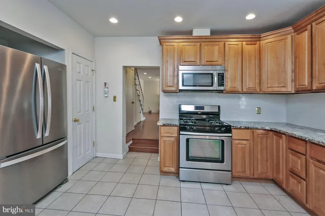 $3,800 | 204 Lakeview Avenue, Haddonfield, NJ 08033