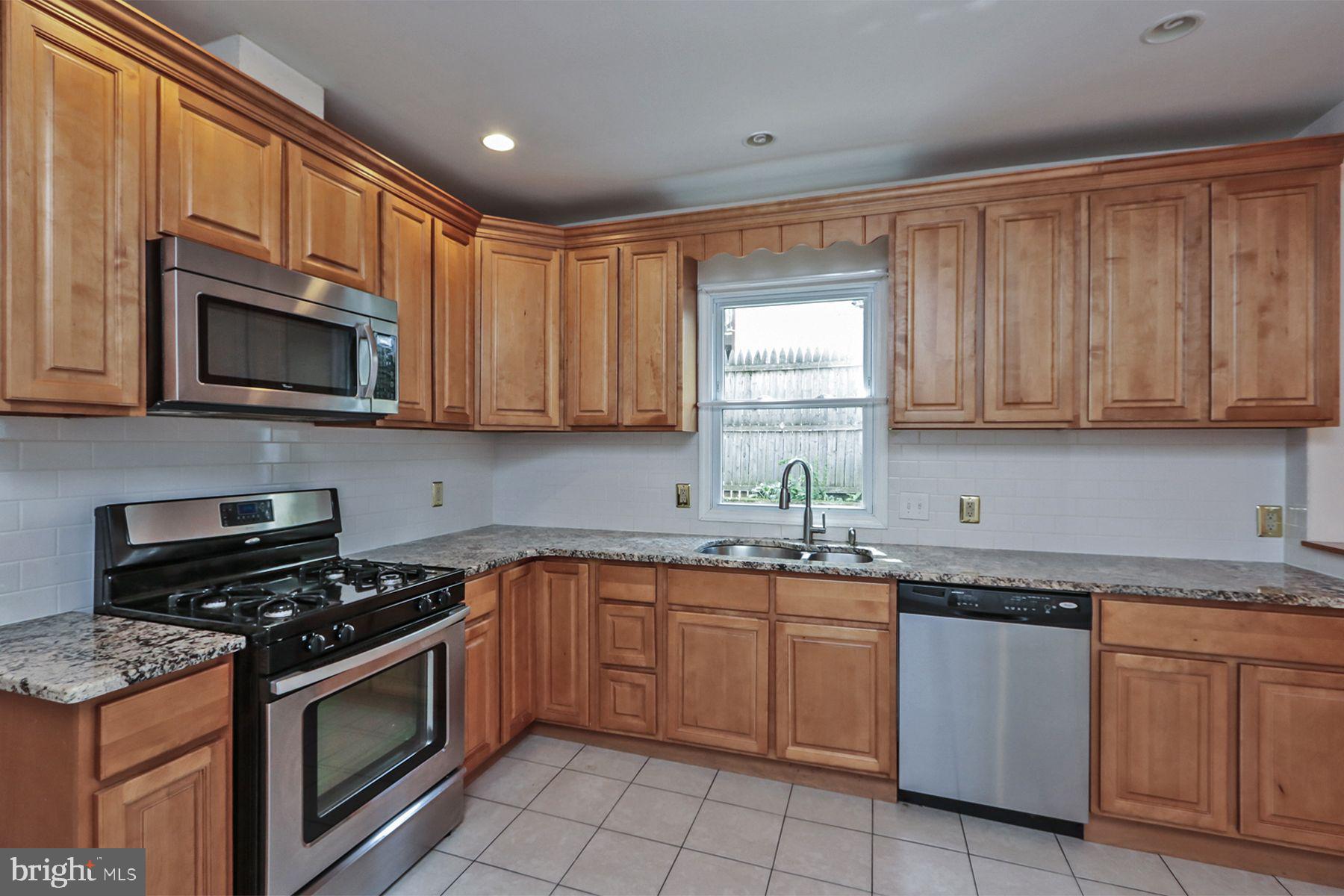 204 Lakeview Avenue Haddonfield, NJ 08033 - Photo 15 of 31 Stainless steel appliances