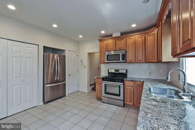 $3,800 | 204 Lakeview Avenue, Haddonfield, NJ 08033