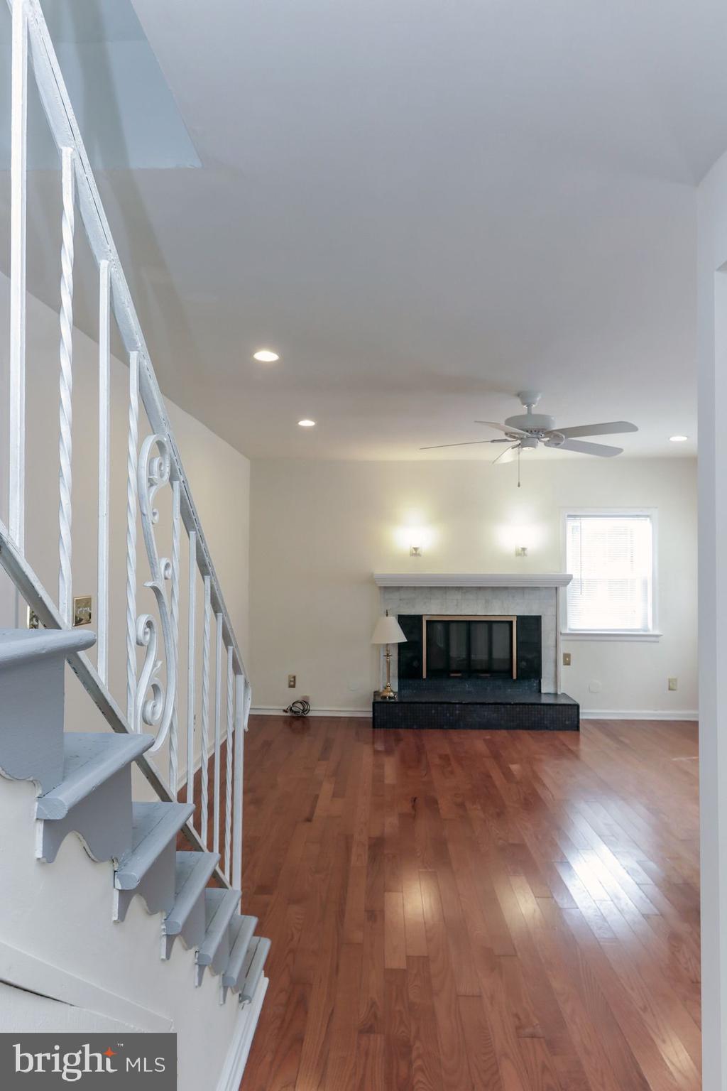 204 Lakeview Avenue Haddonfield, NJ 08033 - Photo 17 of 31 Family room